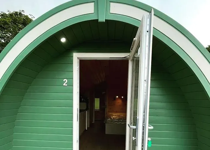 Berehaven Pods キャンプ場